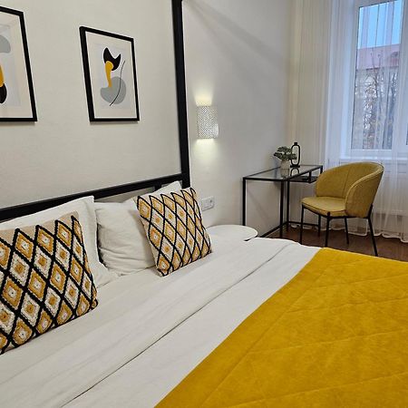 Best Apartments On Kyryla & Mefodia Mukacheve Exterior foto