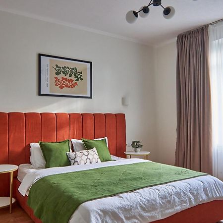 Best Apartments On Kyryla & Mefodia Mukacheve Exterior foto
