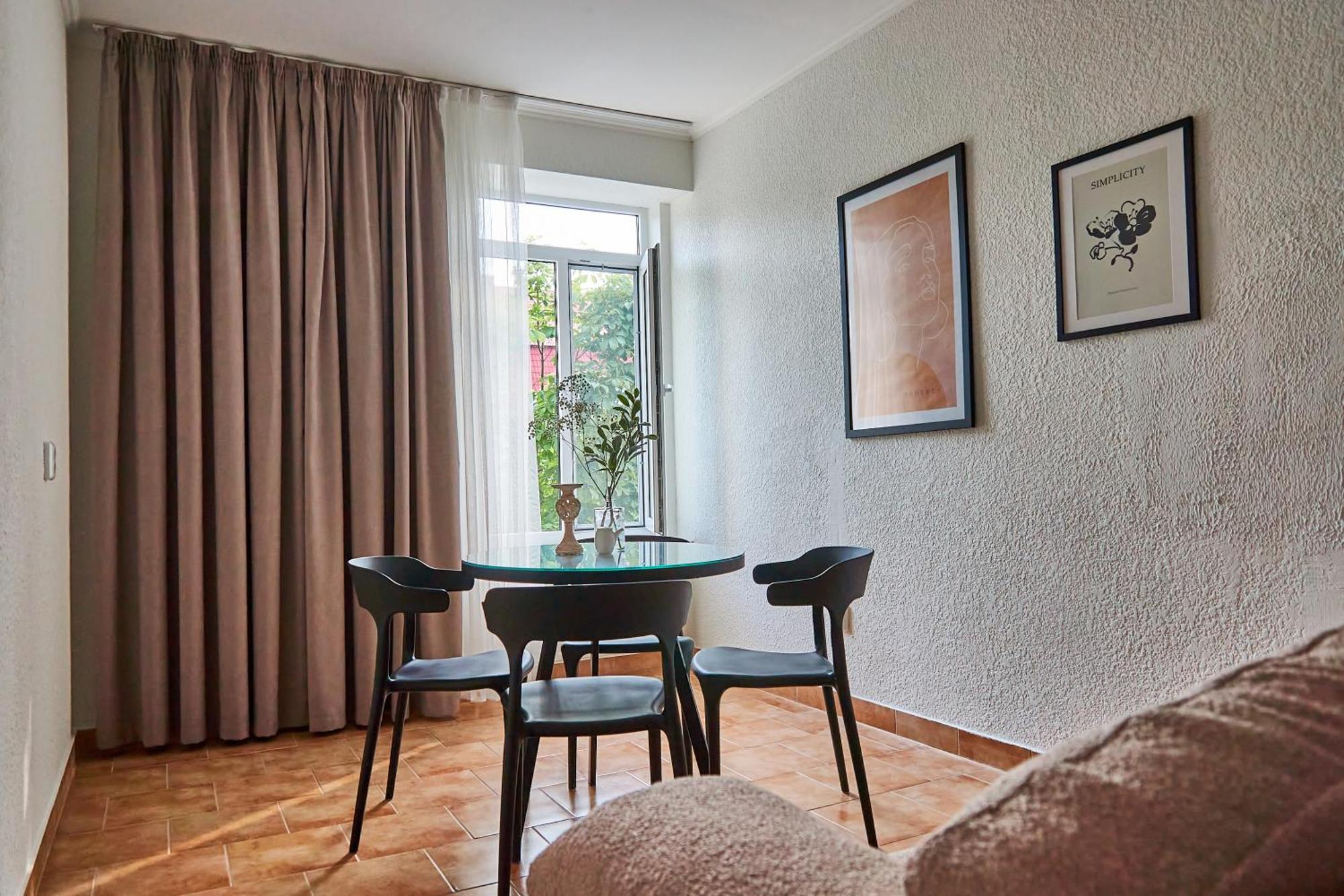 Best Apartments On Kyryla & Mefodia Mukacheve Exterior foto