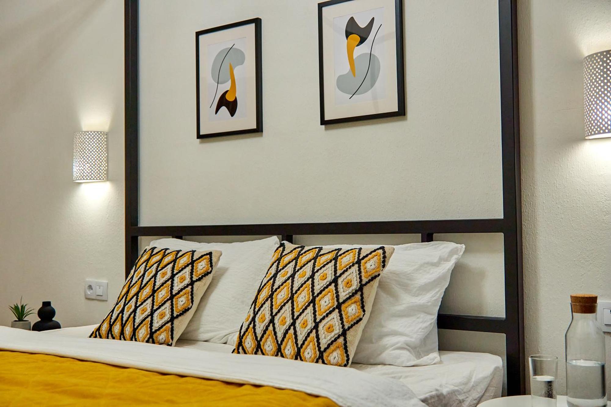 Best Apartments On Kyryla & Mefodia Mukacheve Exterior foto