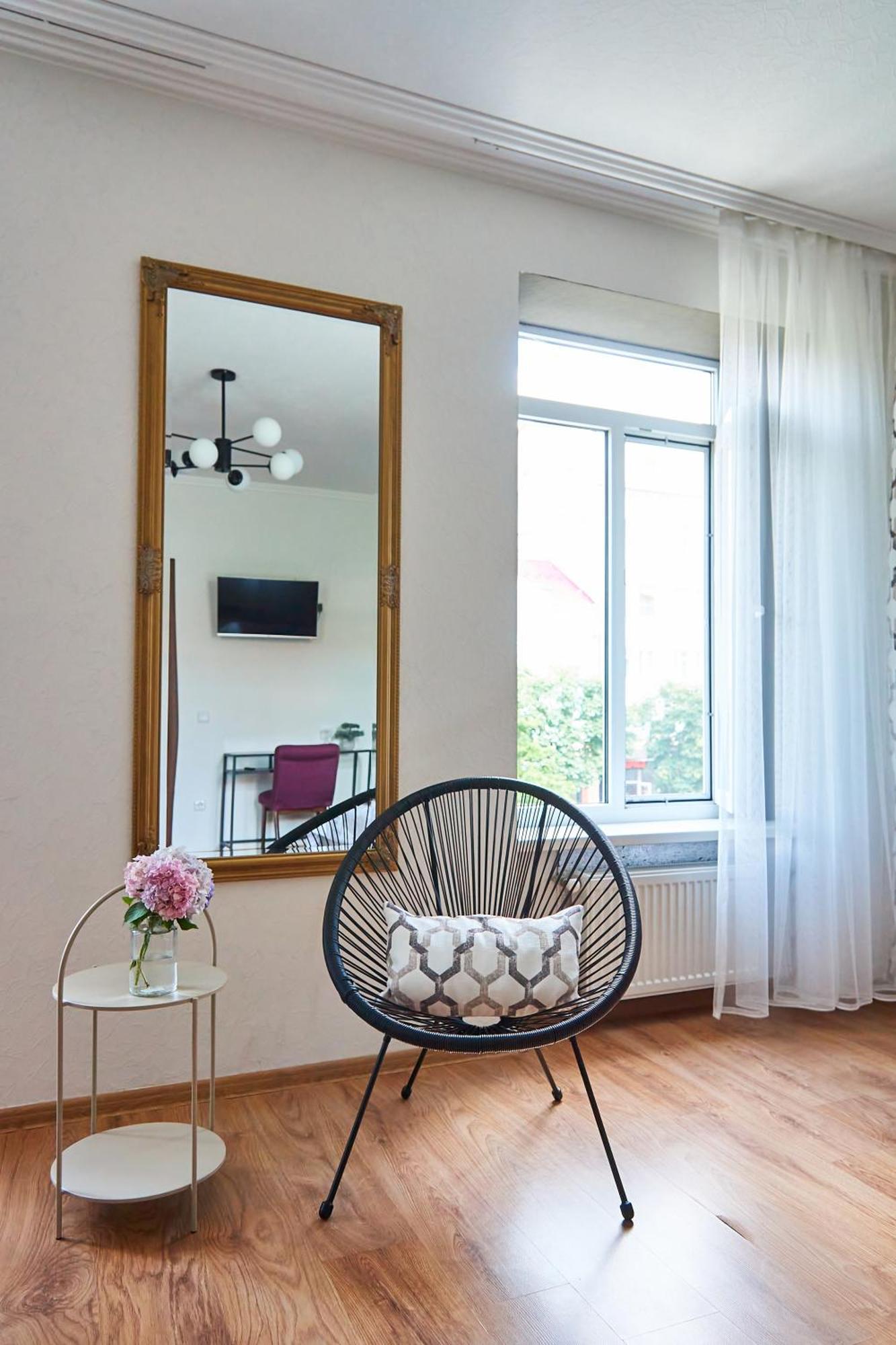 Best Apartments On Kyryla & Mefodia Mukacheve Exterior foto