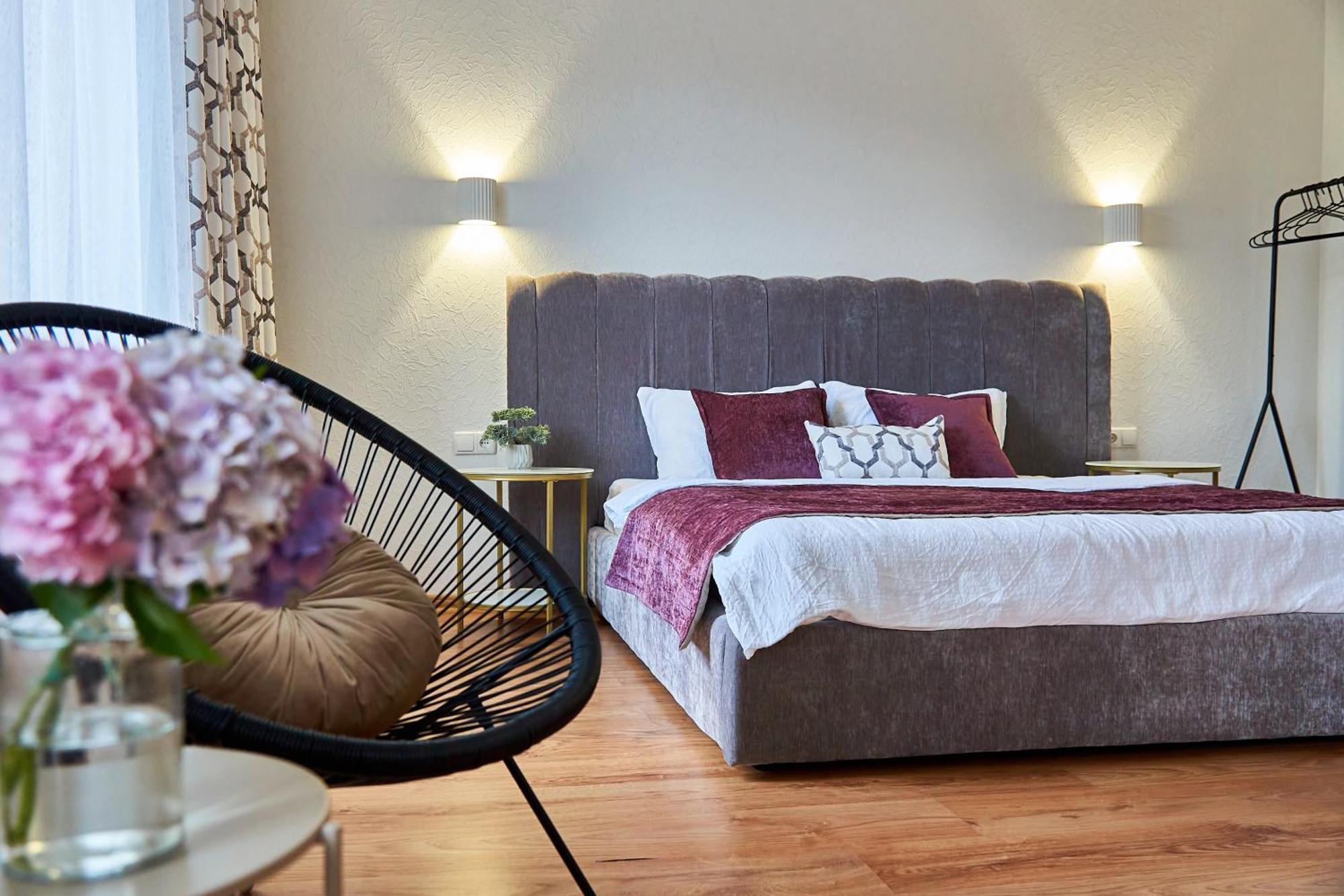 Best Apartments On Kyryla & Mefodia Mukacheve Exterior foto